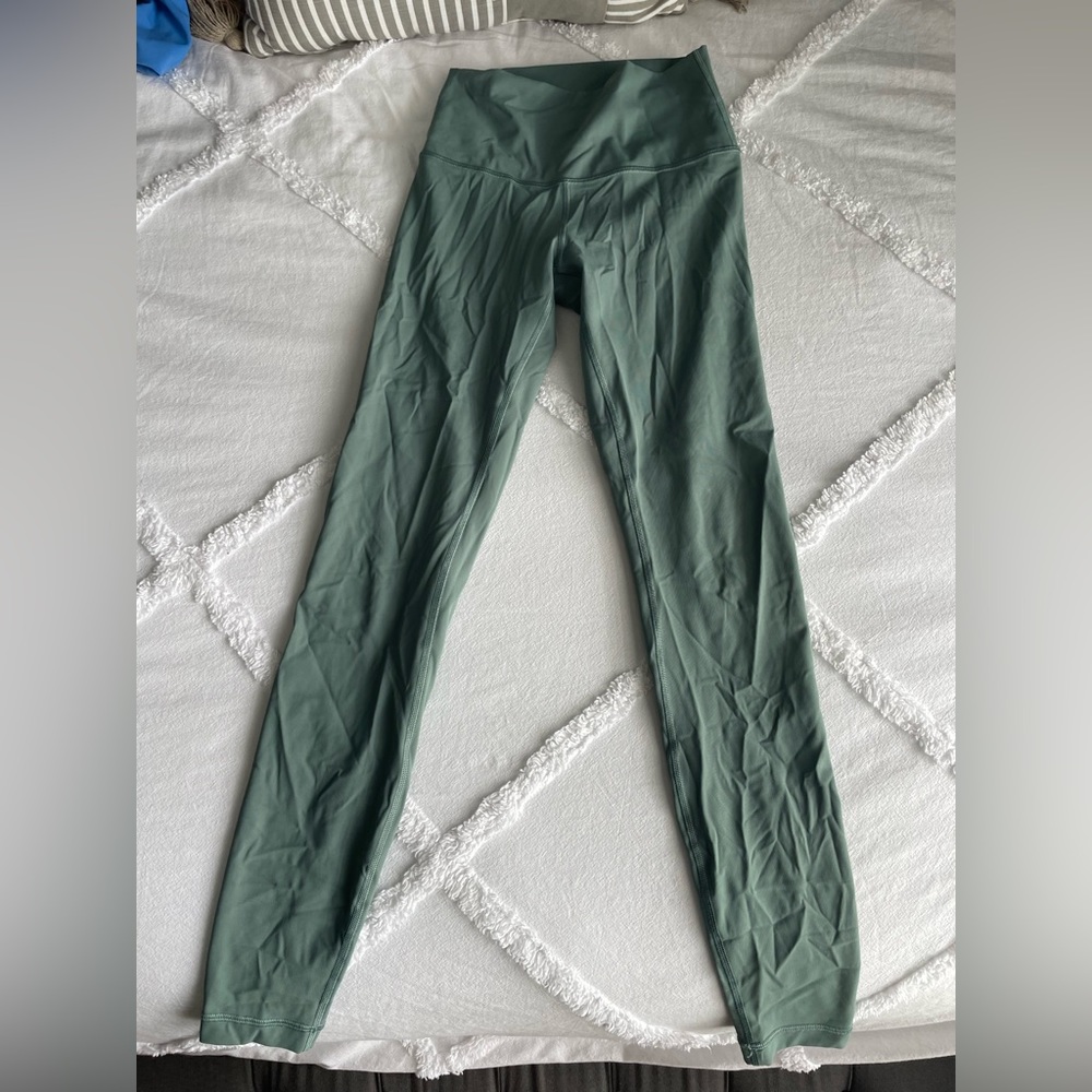 Lululemon Wunder Under 28” *Luxtreme Leggings